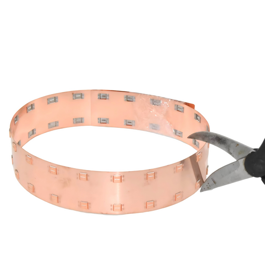 Wellgo Copper-Best-Selling High-Conductivity Custom 0.3mm Square Spacer 27.5MM Spacing Copper strips for 26650 Battery Cells