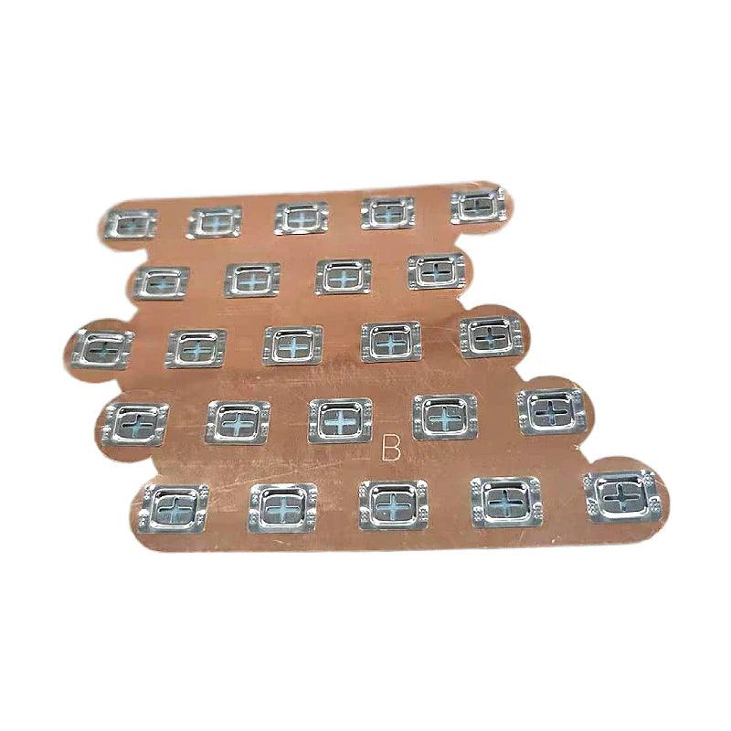 Copper-nickel composite busbar designed for spot welding on 18650 cells